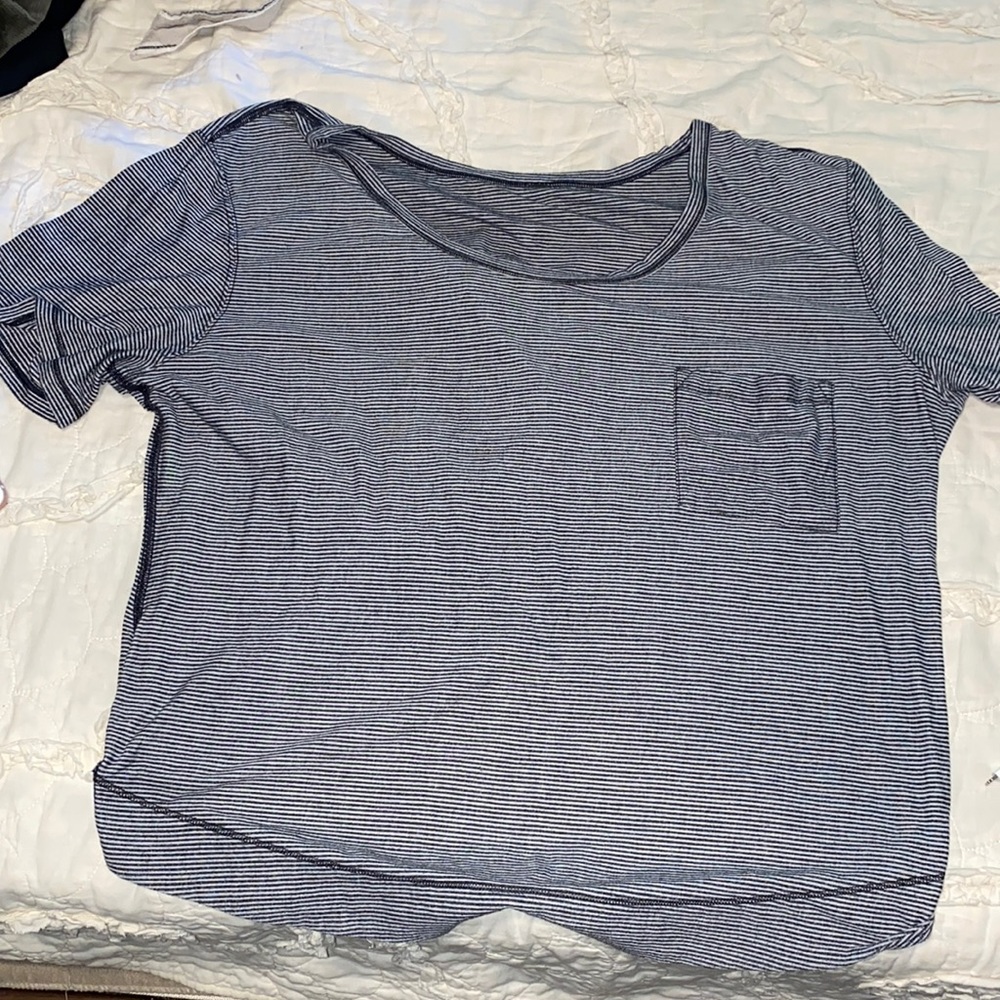 Lululemon black and white striped shirt